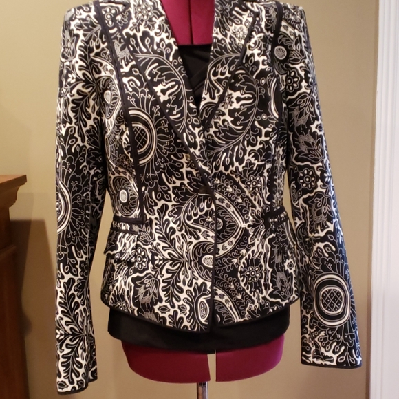 Jacket - Picture 2 of 6